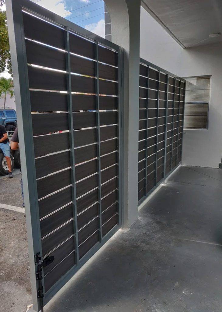 Aluminum Fence And Dual Entry Gates With Horizontal Composite Panels
