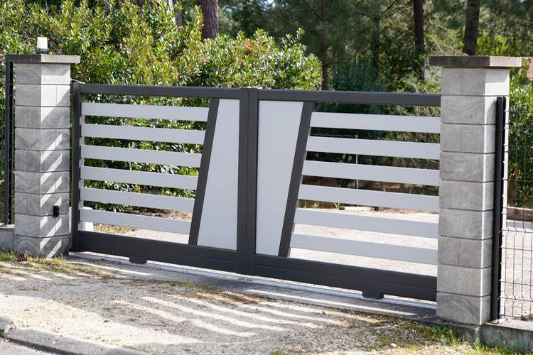 Custom Aluminum Gates