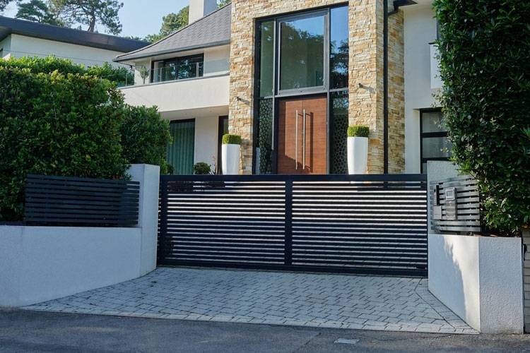 Aluminum Driveway Gate