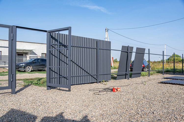 Aluminum Driveway Gates